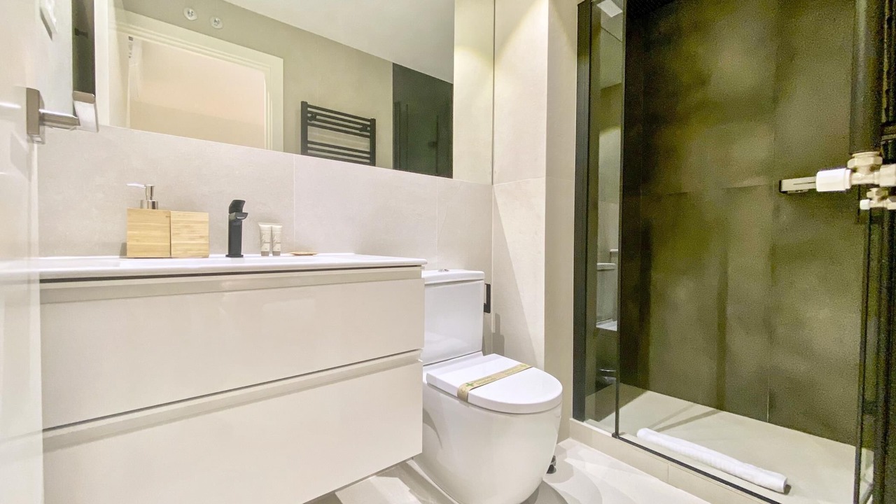 Photo of Bathroom in Embajadores
