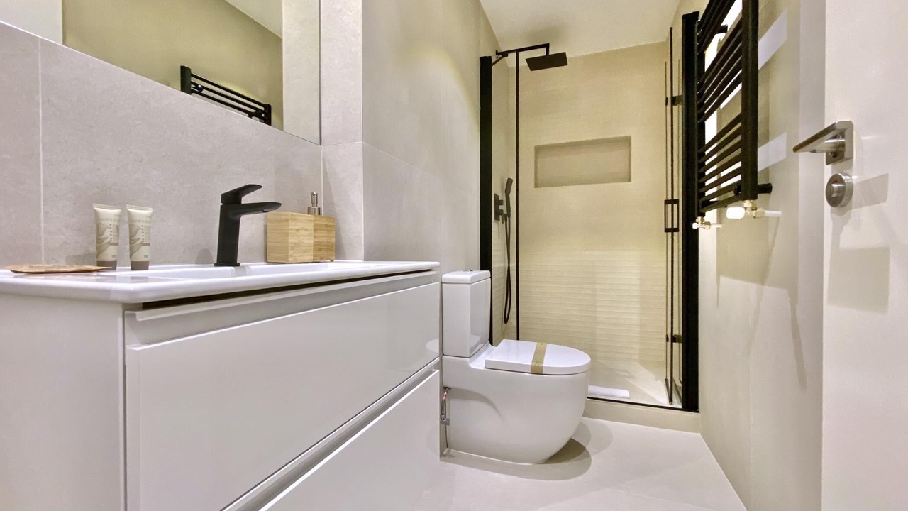 Photo of Bathroom in Embajadores