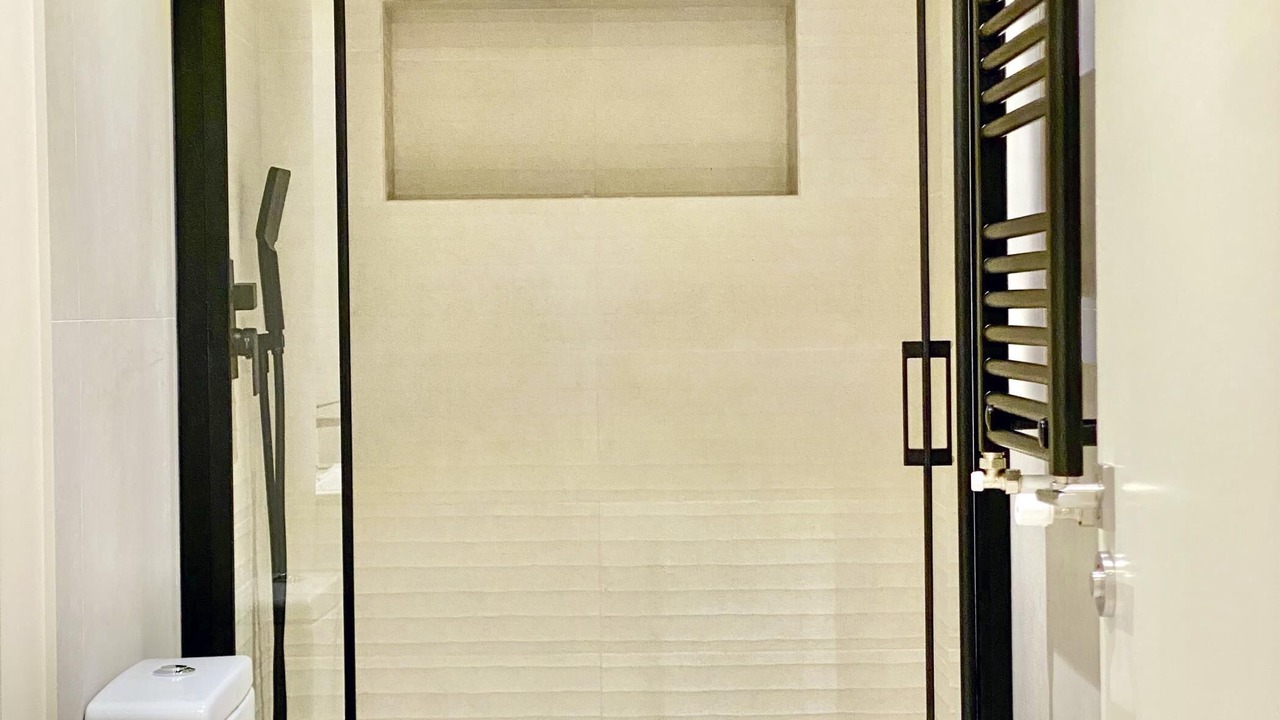 Photo of Bathroom in Embajadores