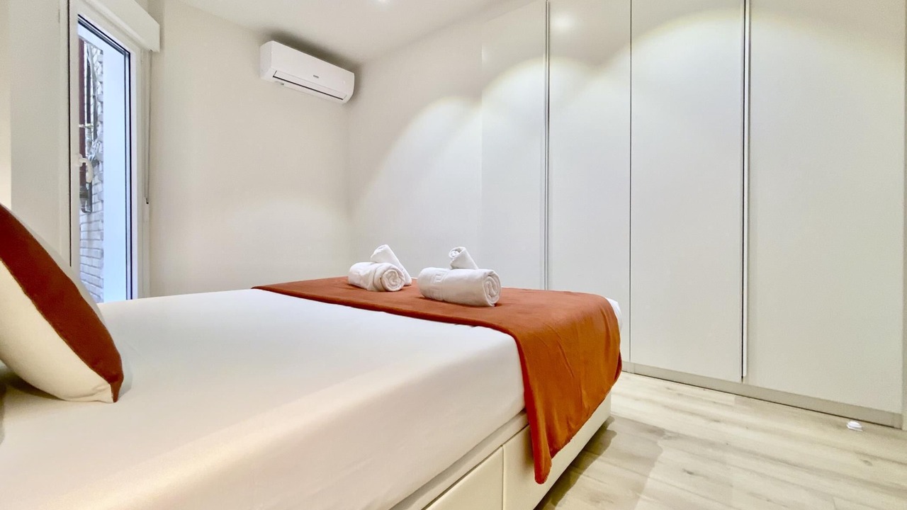 Photo of Bedroom in Embajadores