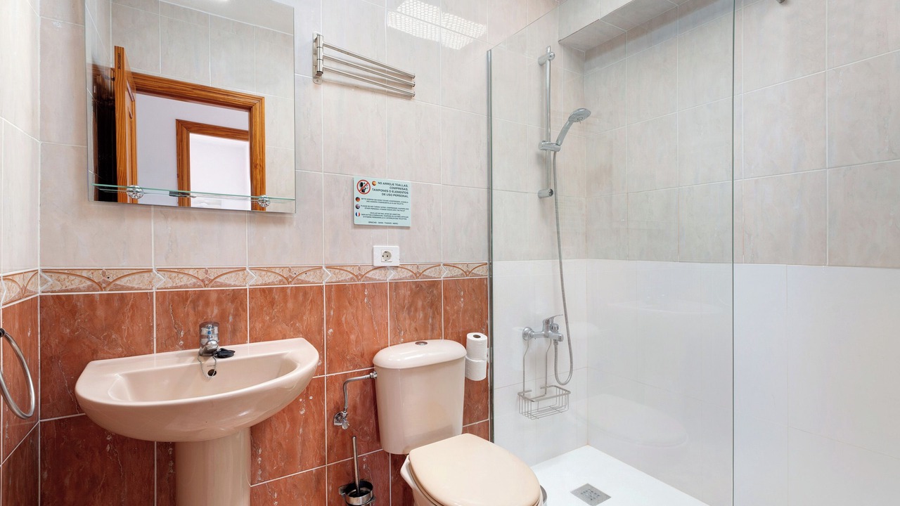 Photo of Bathroom in Tigaday