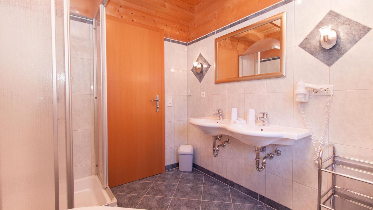 Photo of Bathroom in Sautens