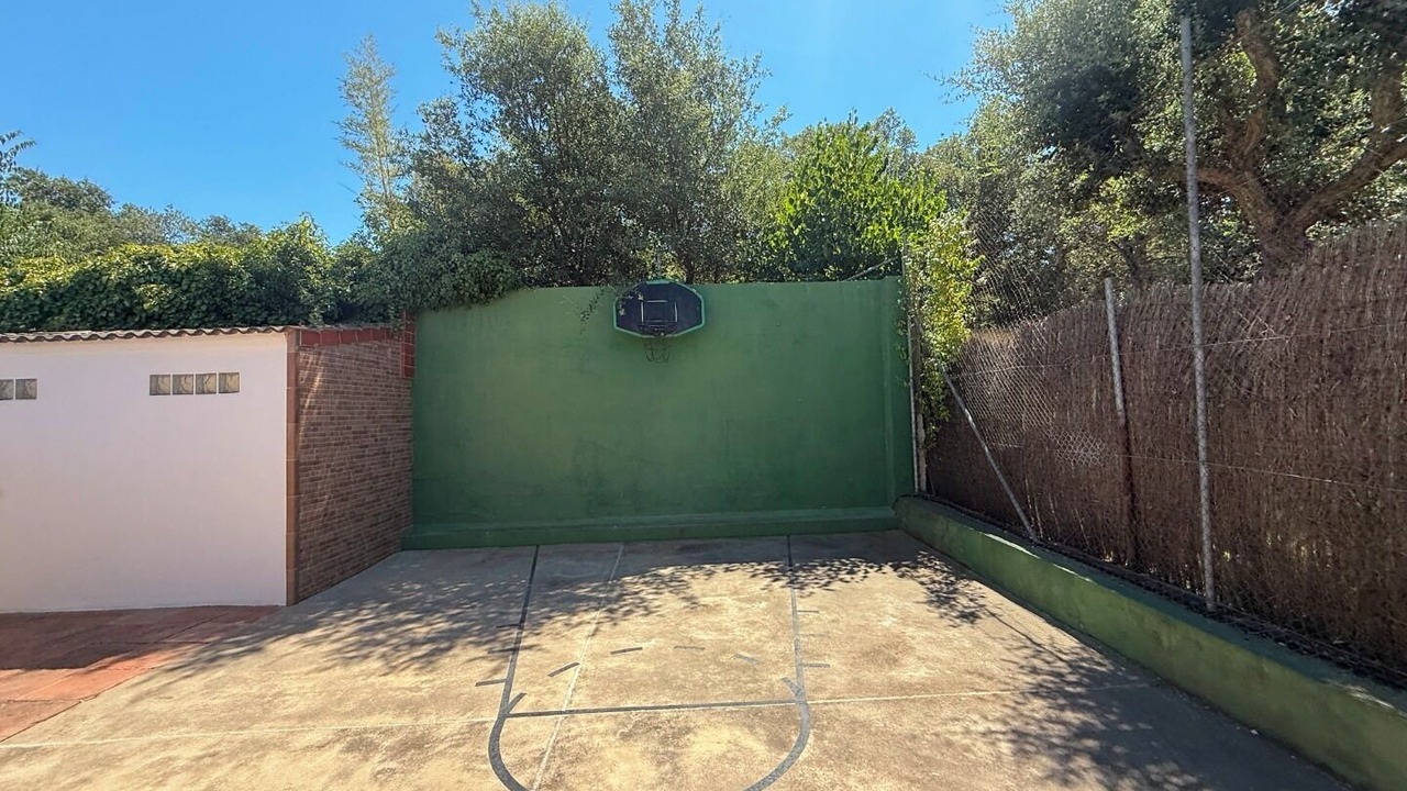 Photo of Others in Can Carbonell