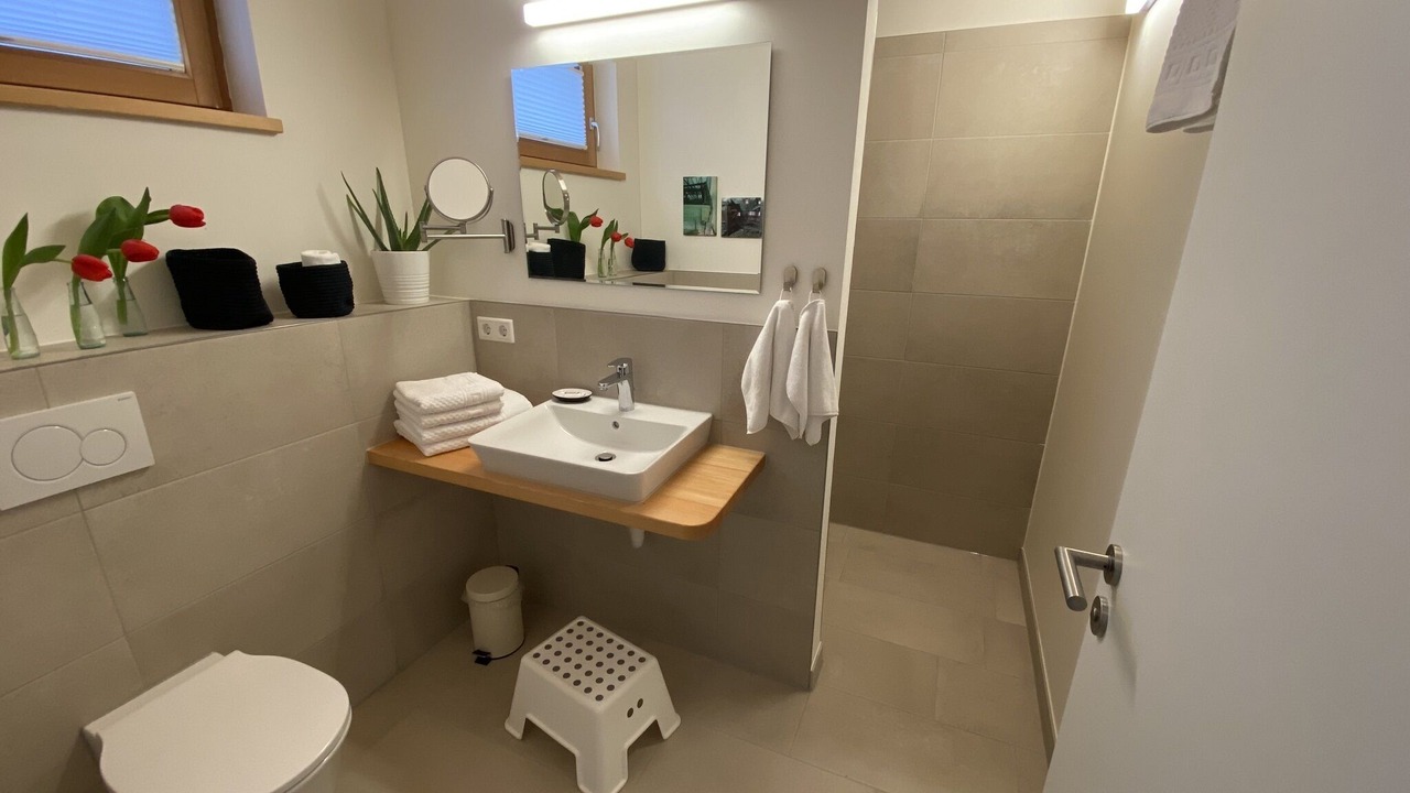 Photo of Bathroom in Niederleierndorf