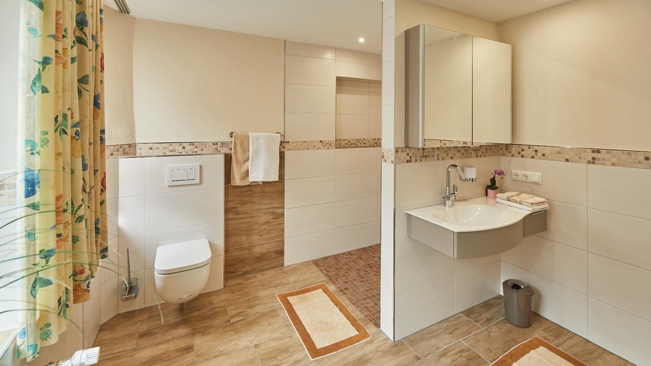 Photo of Bathroom in Eschlkam