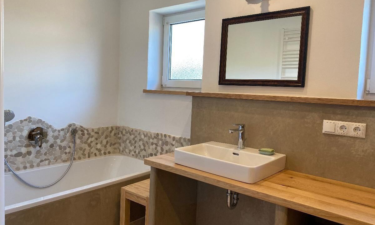 Photo of Bathroom in Posing