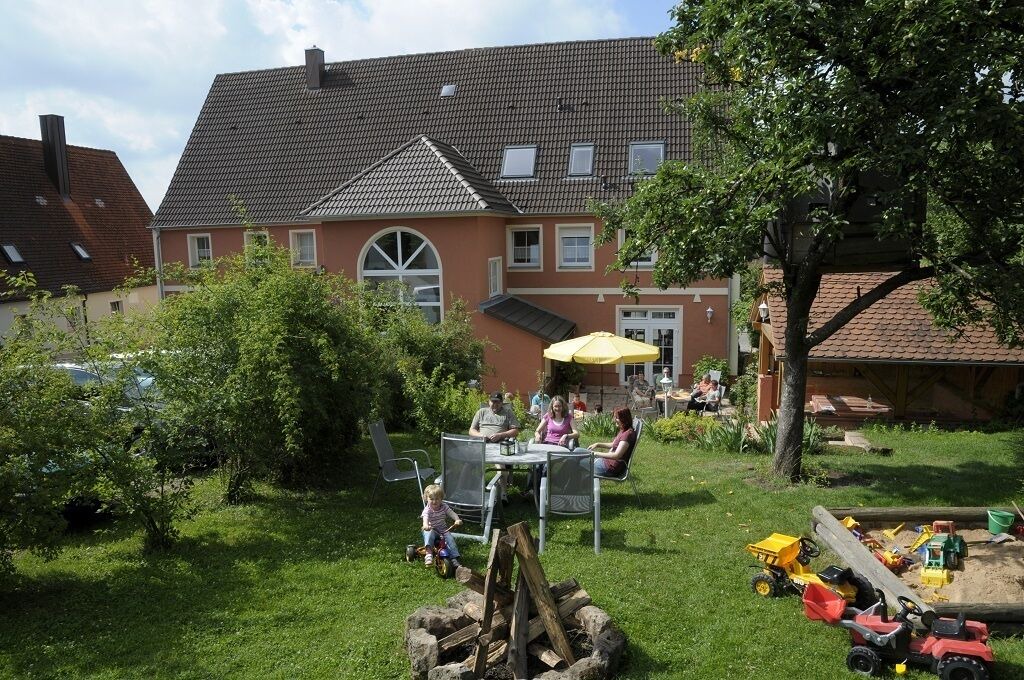 Photo of Others in Absberg