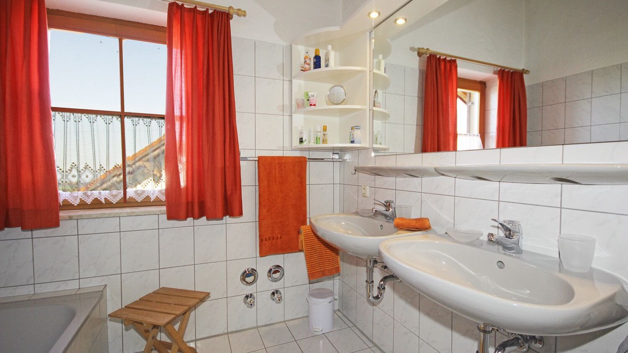 Photo of Bathroom in Oy