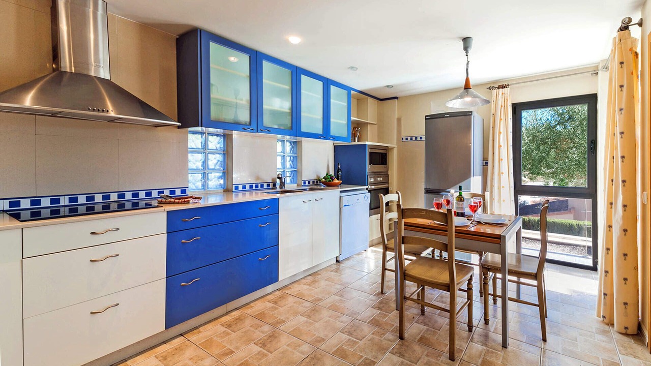 Photo of Kitchen in Moraira Town Centre