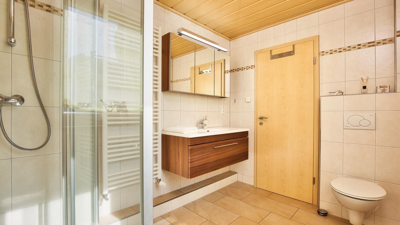 Photo of Bathroom in Perlhutte
