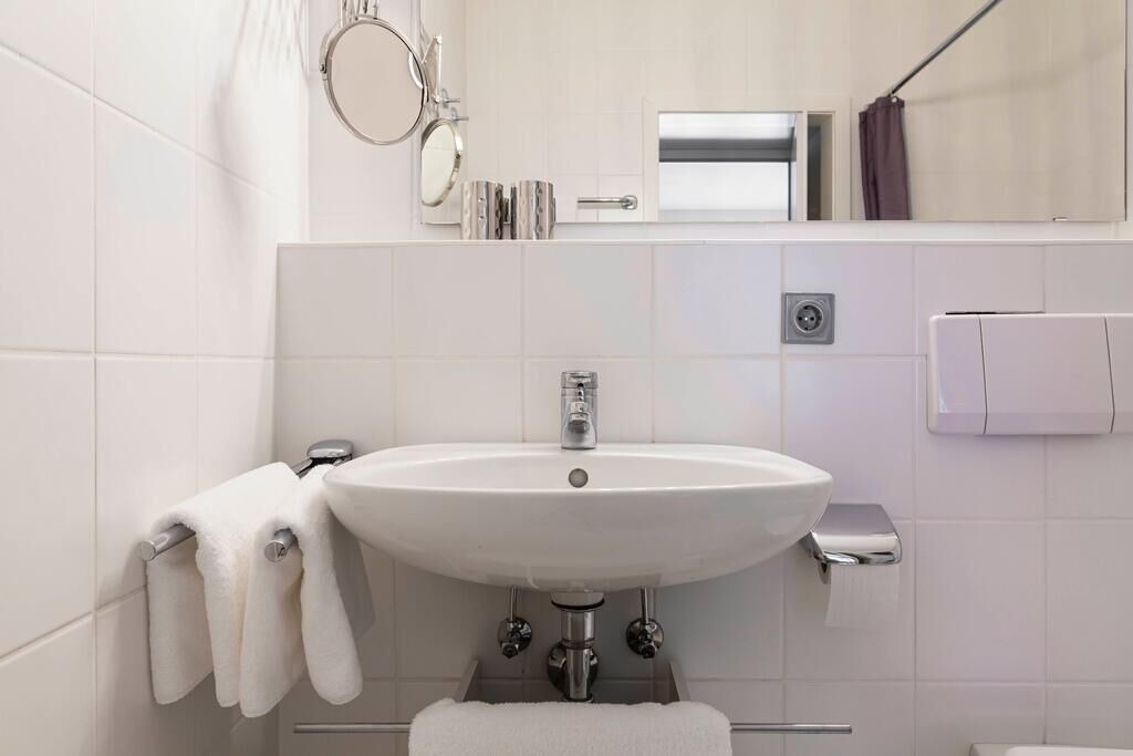 Photo of Bathroom in Lam