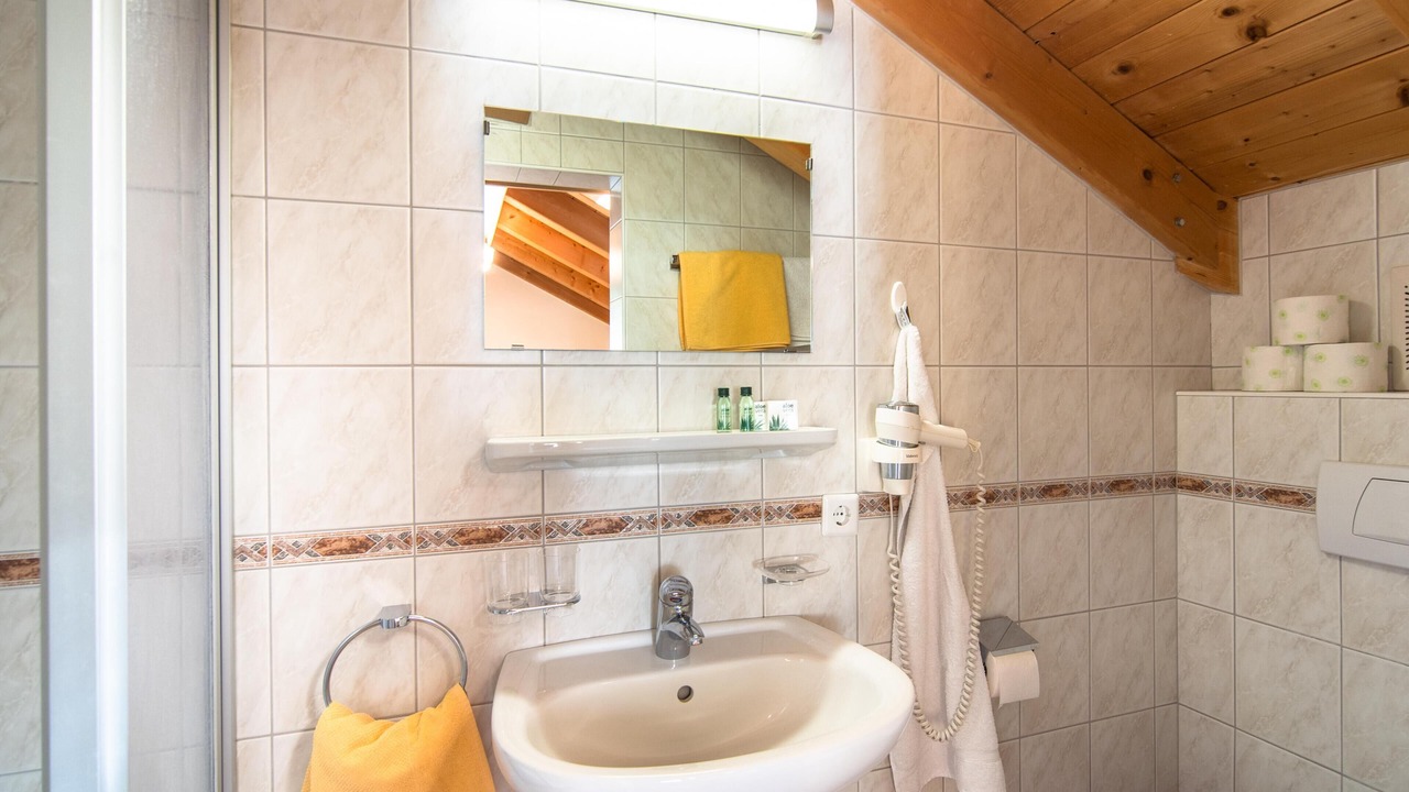 Photo of Bathroom in Mathon