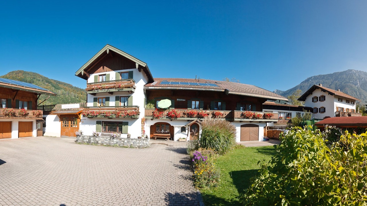Photo of Outdoor in Grashof
