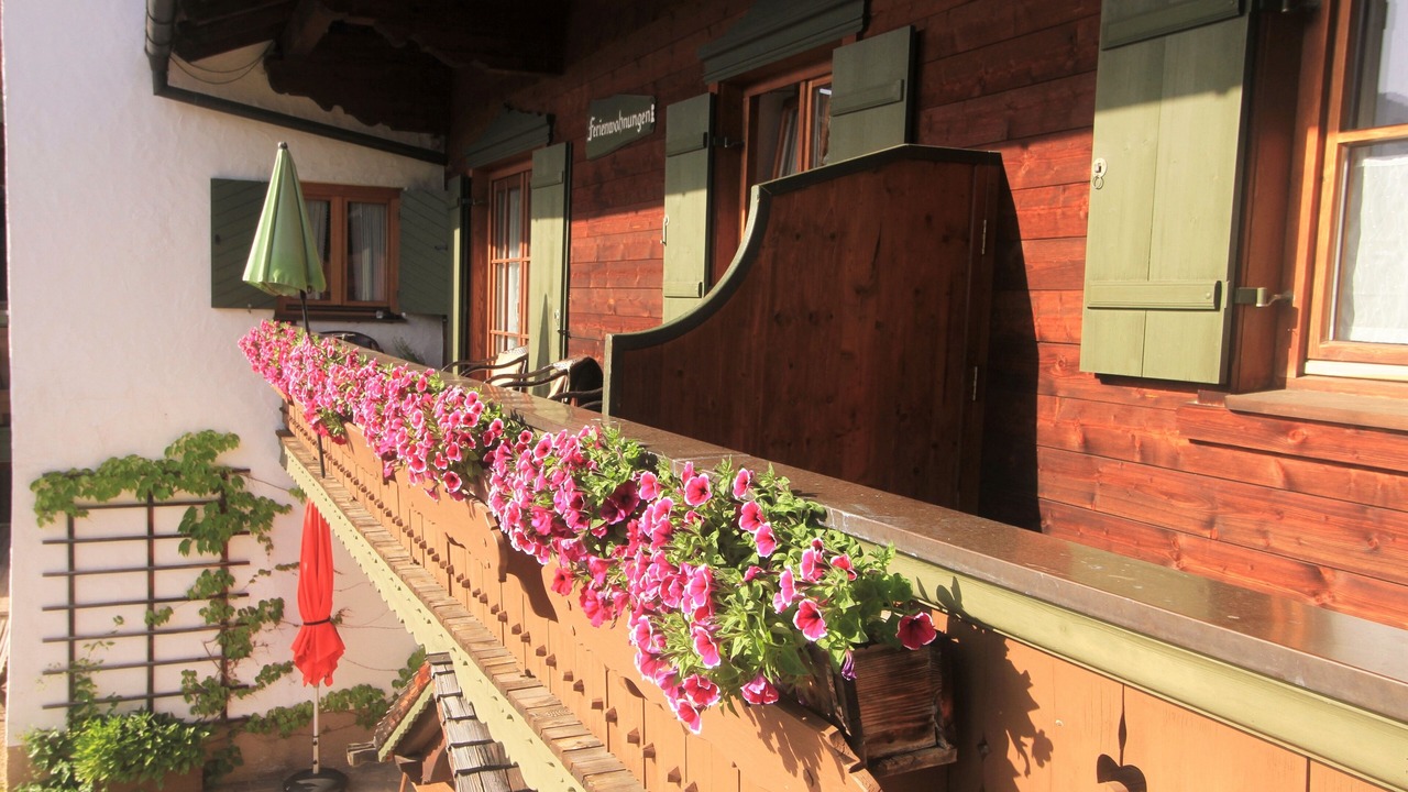 Photo of Outdoor in Grashof