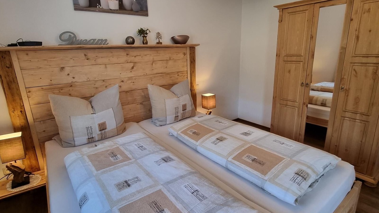 Photo of Bedroom in Essing