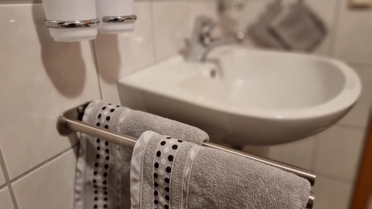 Photo of Bathroom in Essing