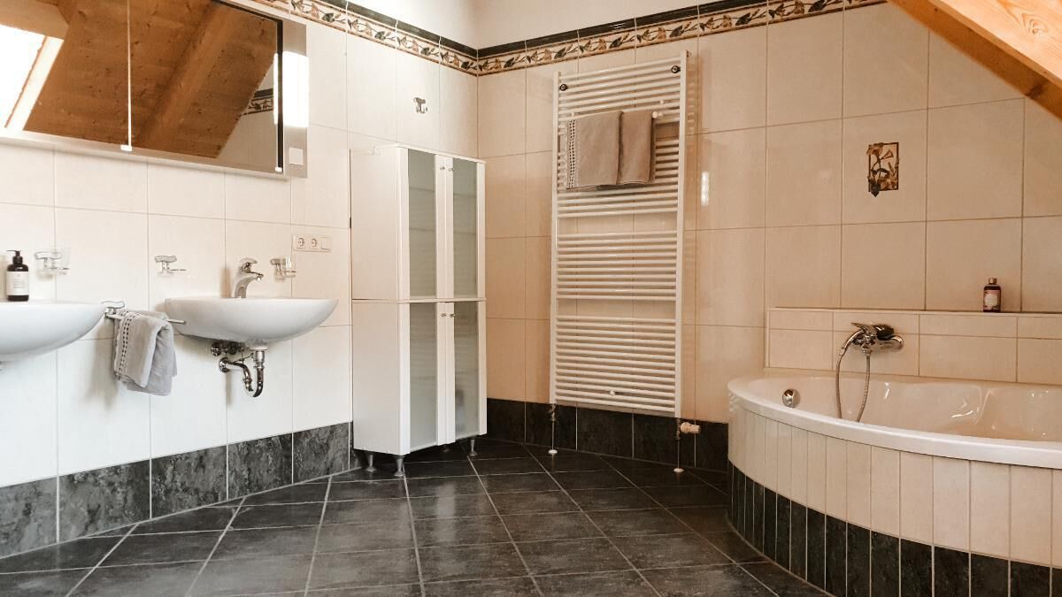 Photo of Bathroom in Essing