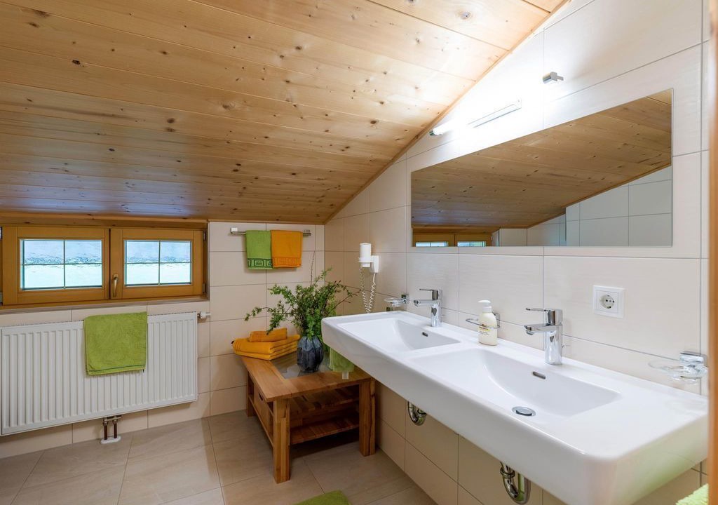 Photo of Bathroom in Steinberg am Rofan