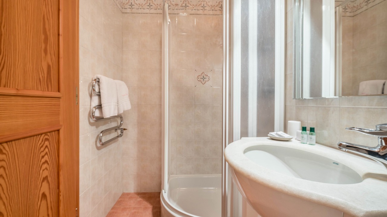 Photo of Bathroom in San Cassiano
