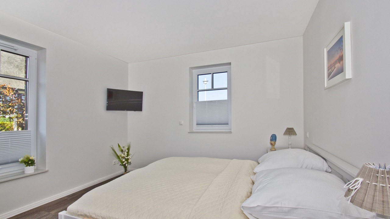 Photo of Bedroom in Gross Zicker