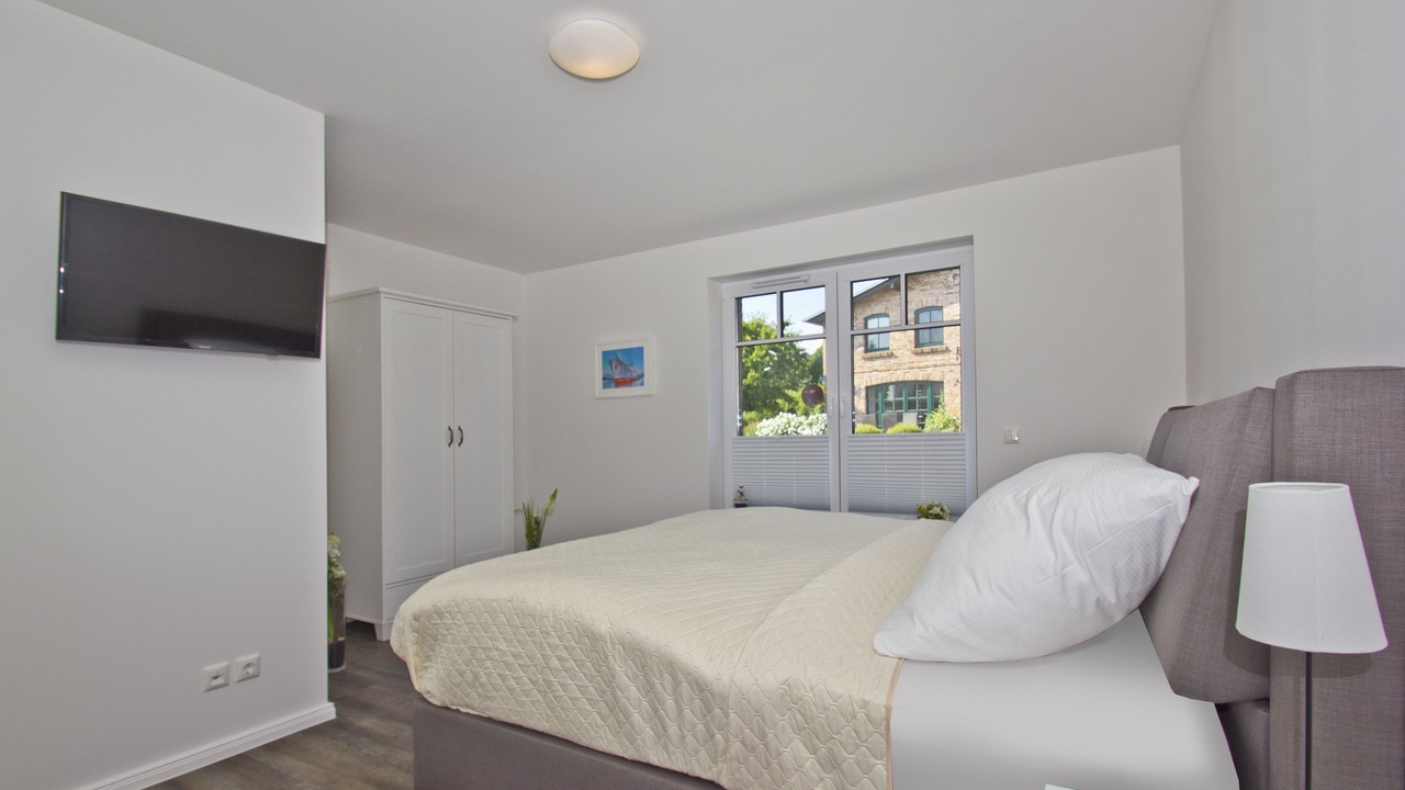 Photo of Bedroom in Gross Zicker