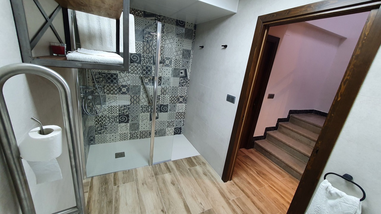 Photo of Bathroom in Hijar