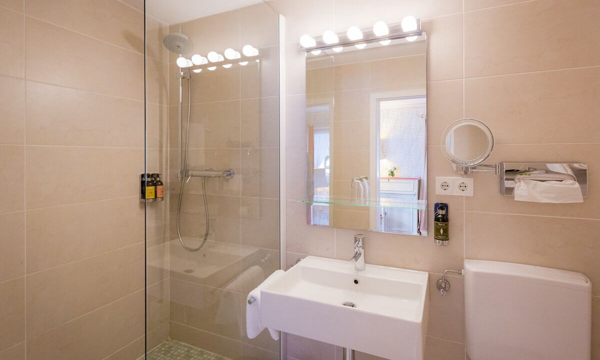 Photo of Bathroom in Bad Wiessee