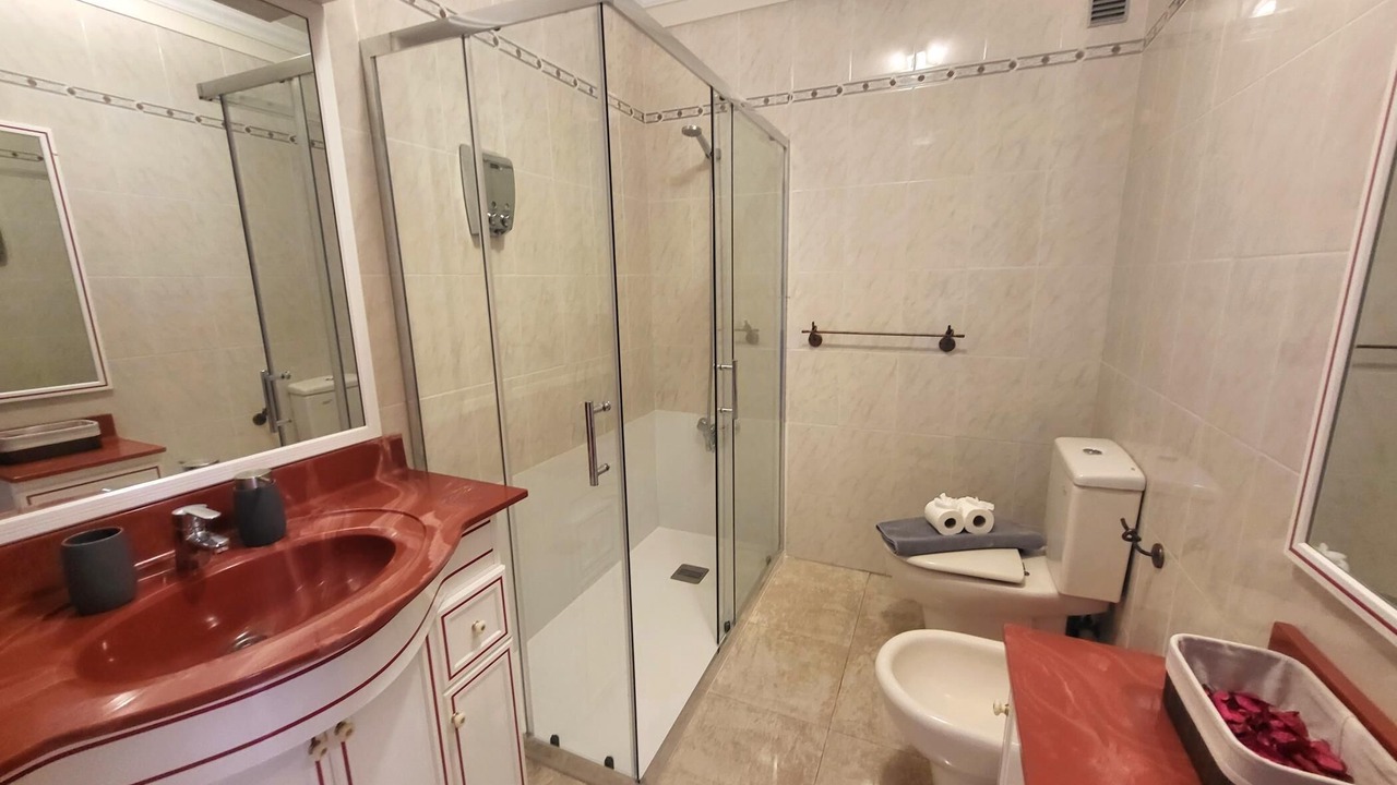 Photo of Bathroom in Los Cristianos