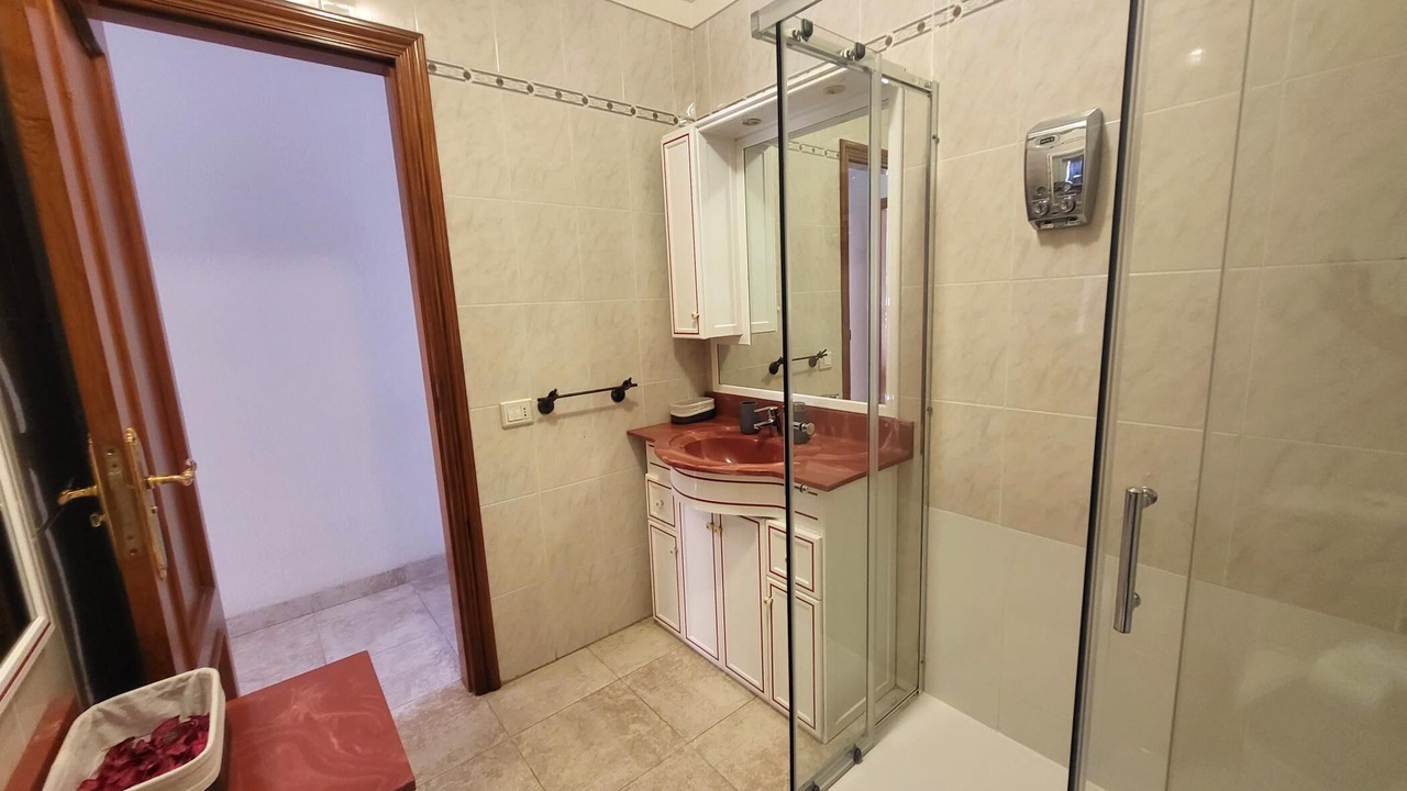 Photo of Bathroom in Los Cristianos