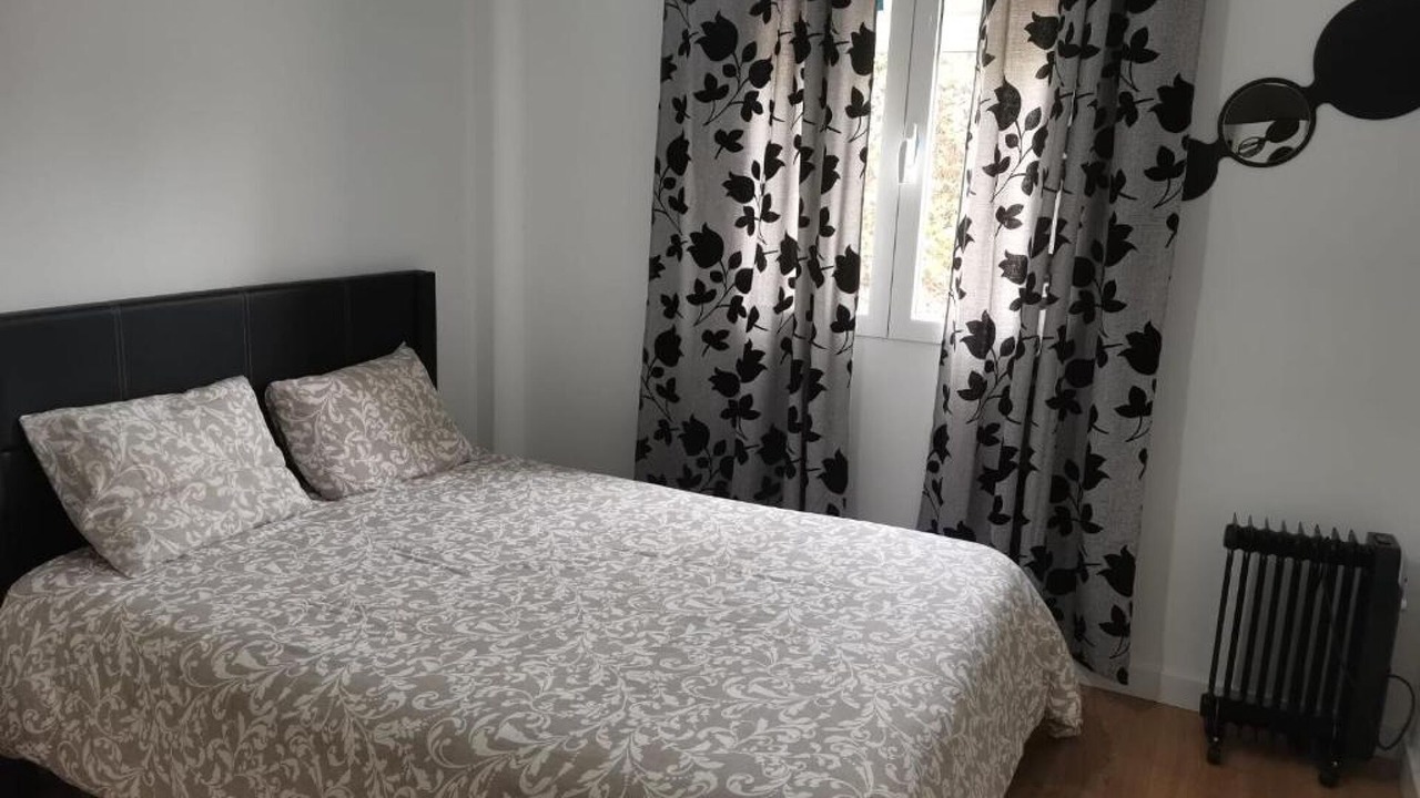 Photo of Bedroom in La Latina