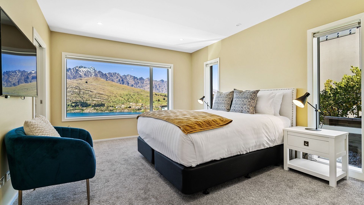 Photo of Bedroom in Queenstown