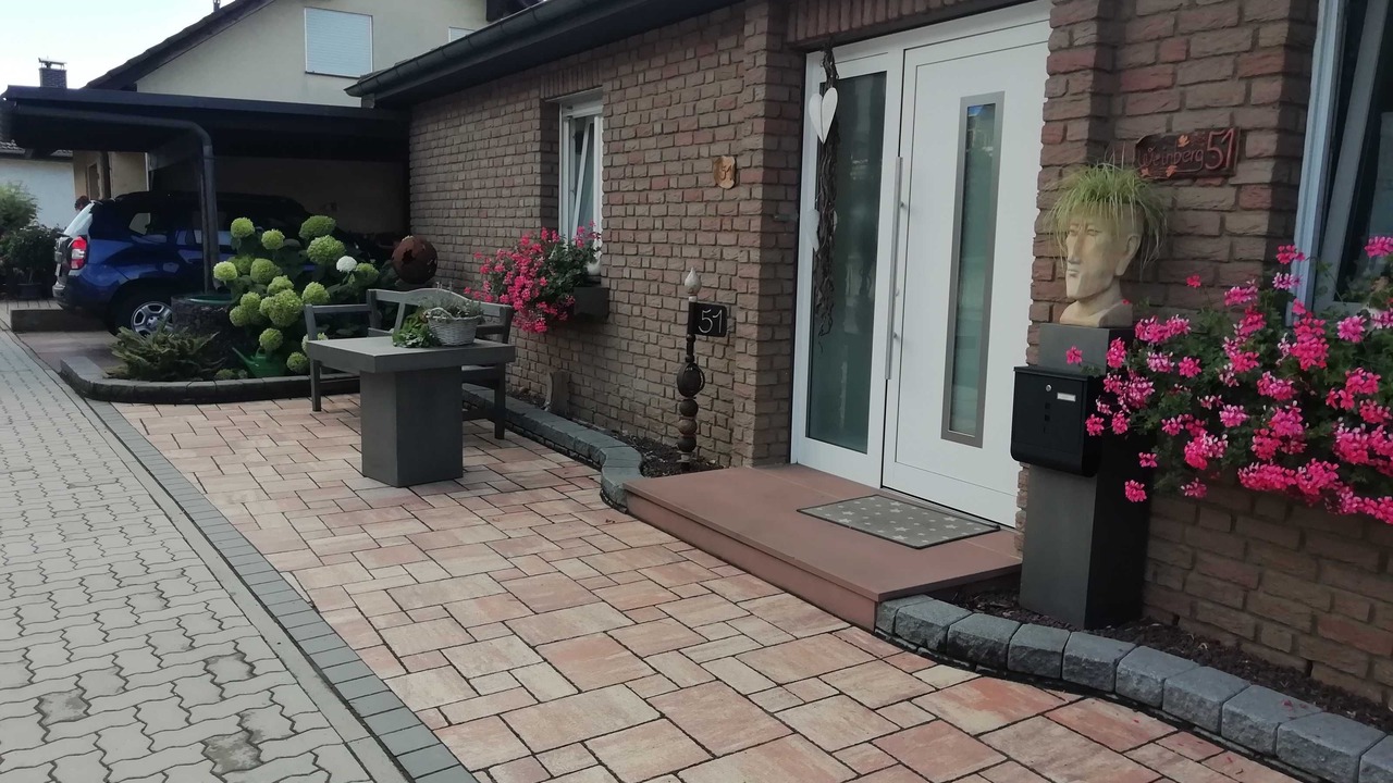 Photo of Outdoor in Momlingen