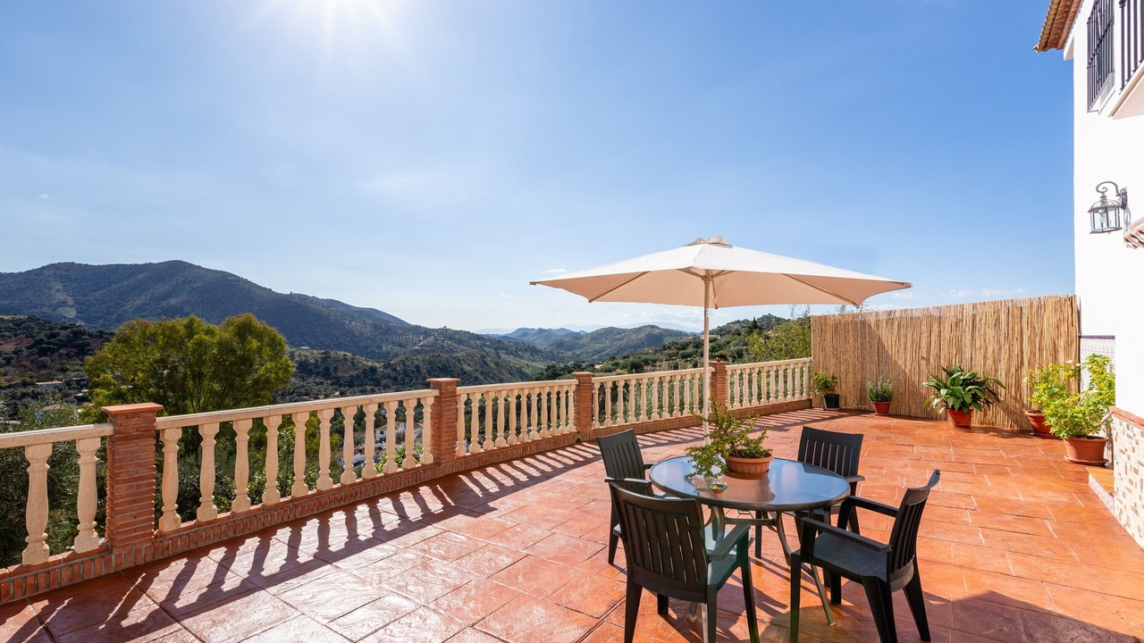 Photo of Outdoor in Almogia