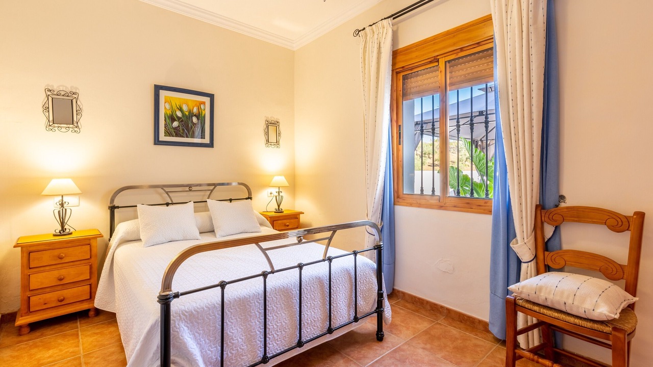 Photo of Bedroom in Almogia