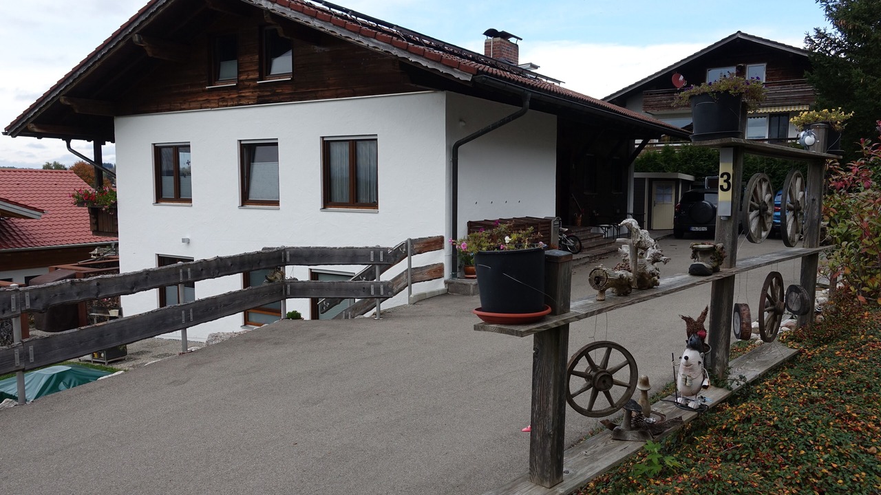 Photo of Outdoor in Buching