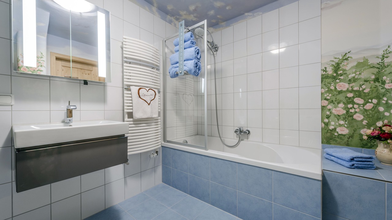 Photo of Bathroom in Obing
