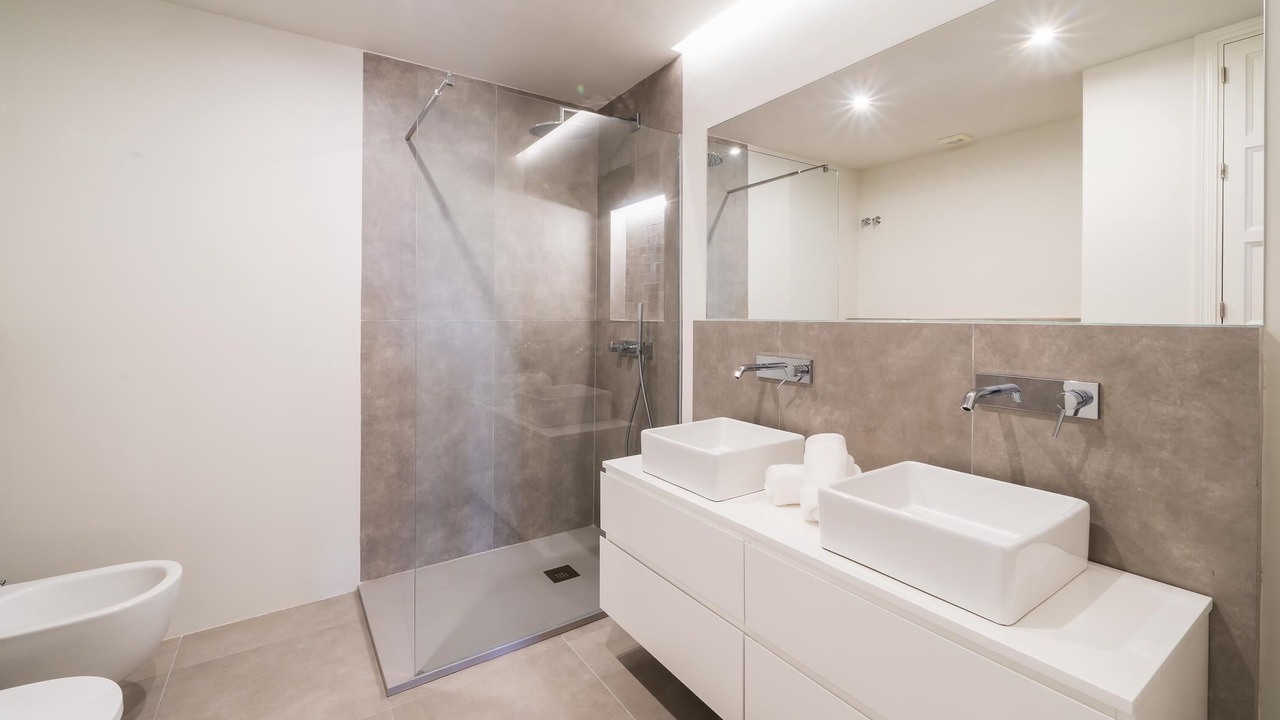Photo of Bathroom in Puerto Banus