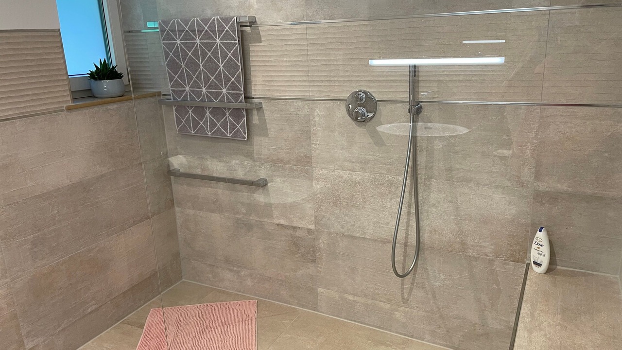 Photo of Bathroom in Grosswell