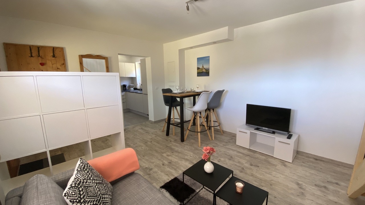 Photo of Livingroom in Trinis