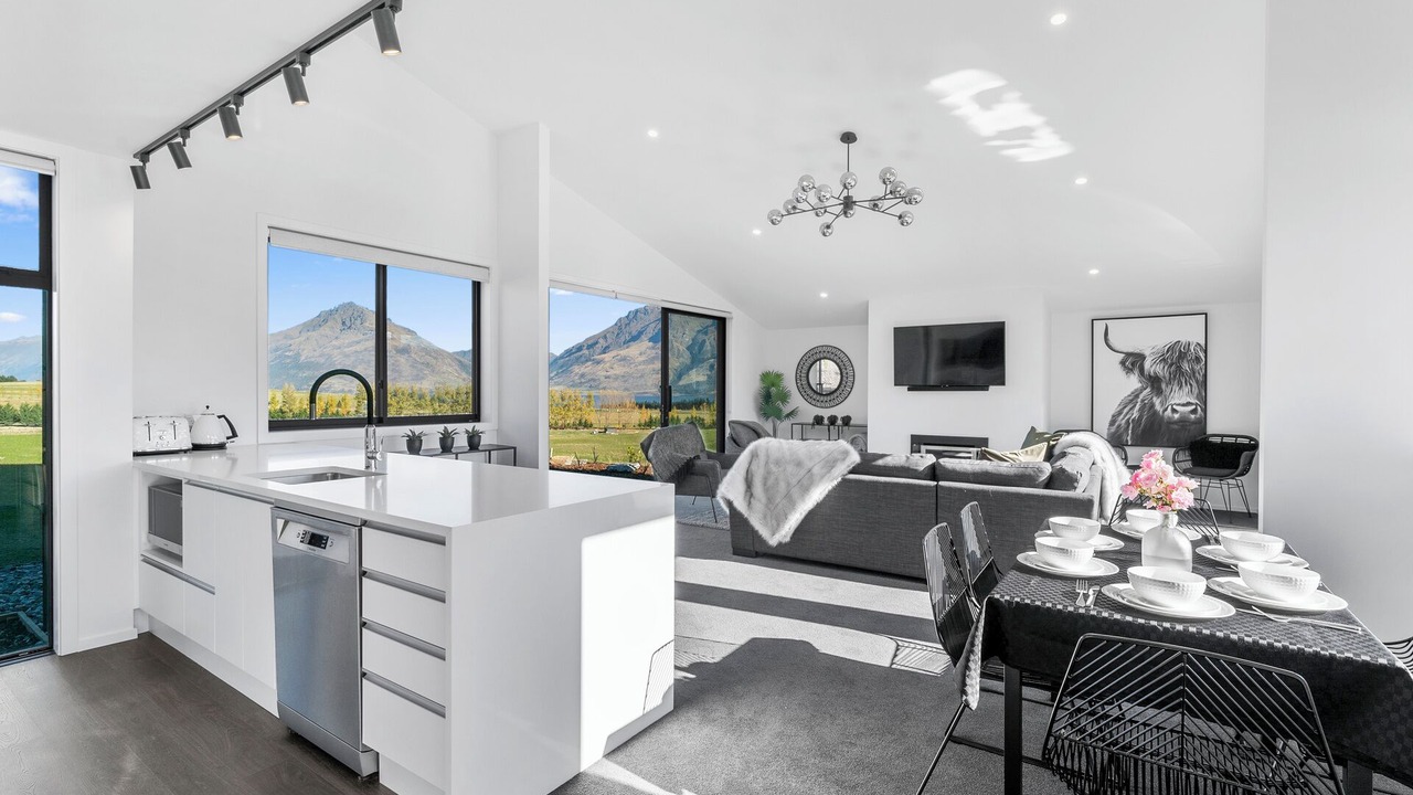 Photo of Livingroom in Jacks Point