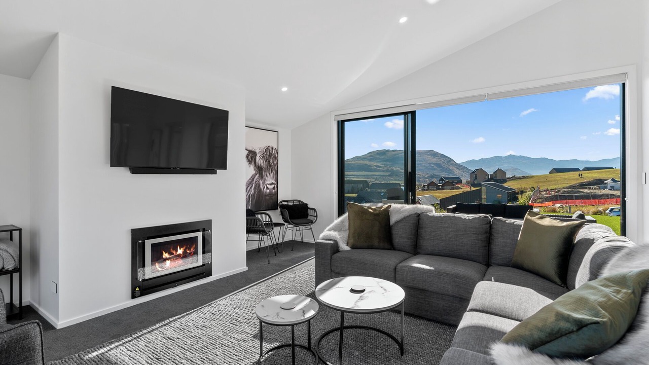 Photo of Livingroom in Jacks Point