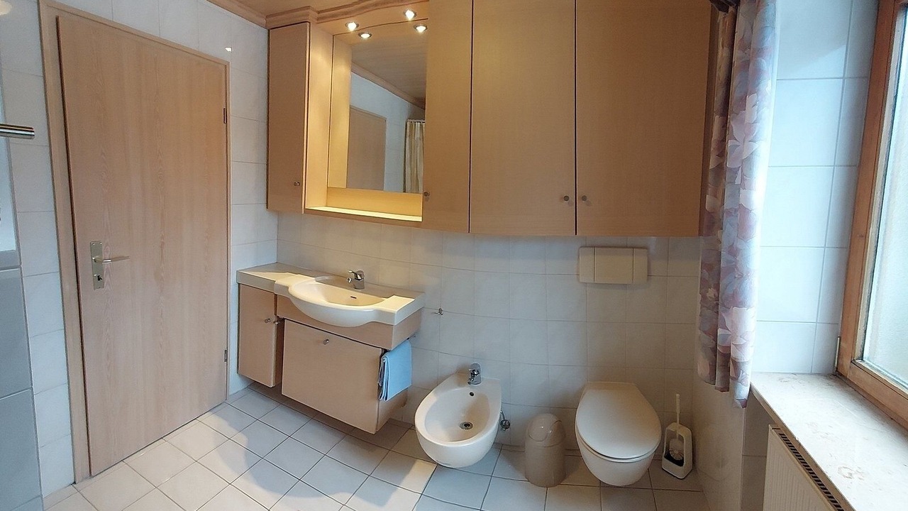 Photo of Bathroom in Prem
