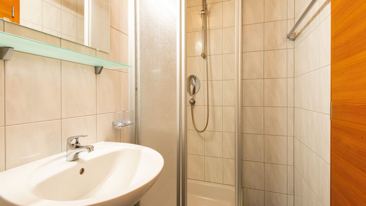 Photo of Bathroom in Ladis