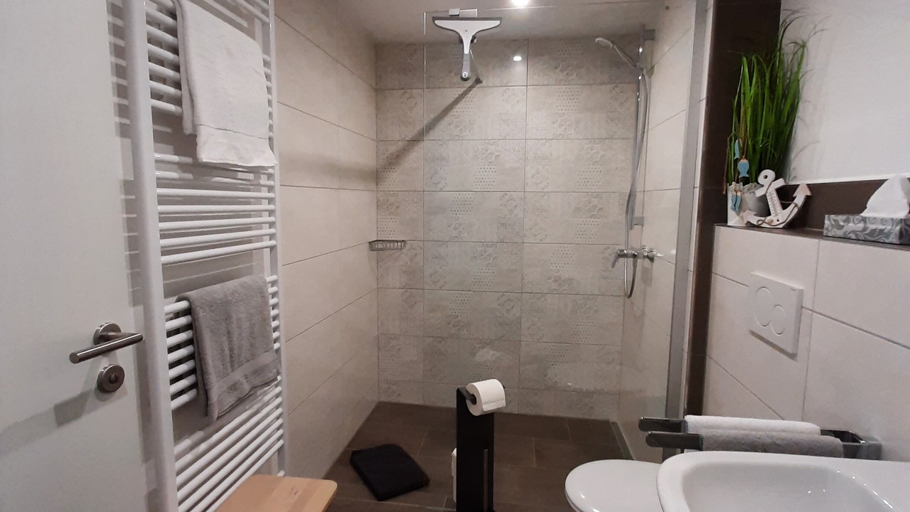 Photo of Bathroom in Gemarkung Edenhausen