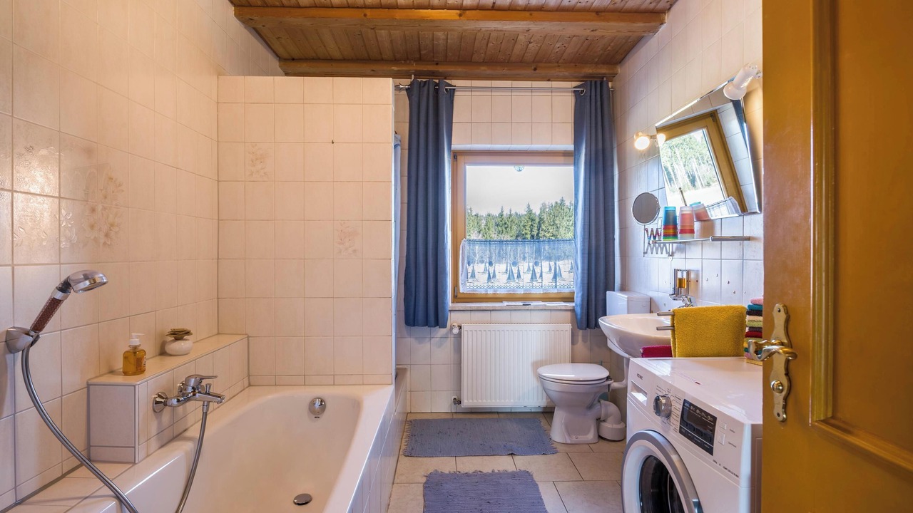 Photo of Bathroom in Purgen