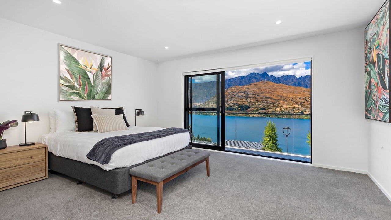 Photo of Bedroom in Queenstown