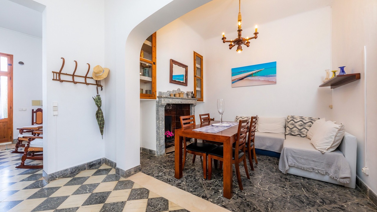 Photo of Livingroom in Ariany