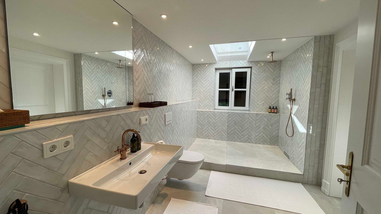 Photo of Bathroom in Bad Wiessee