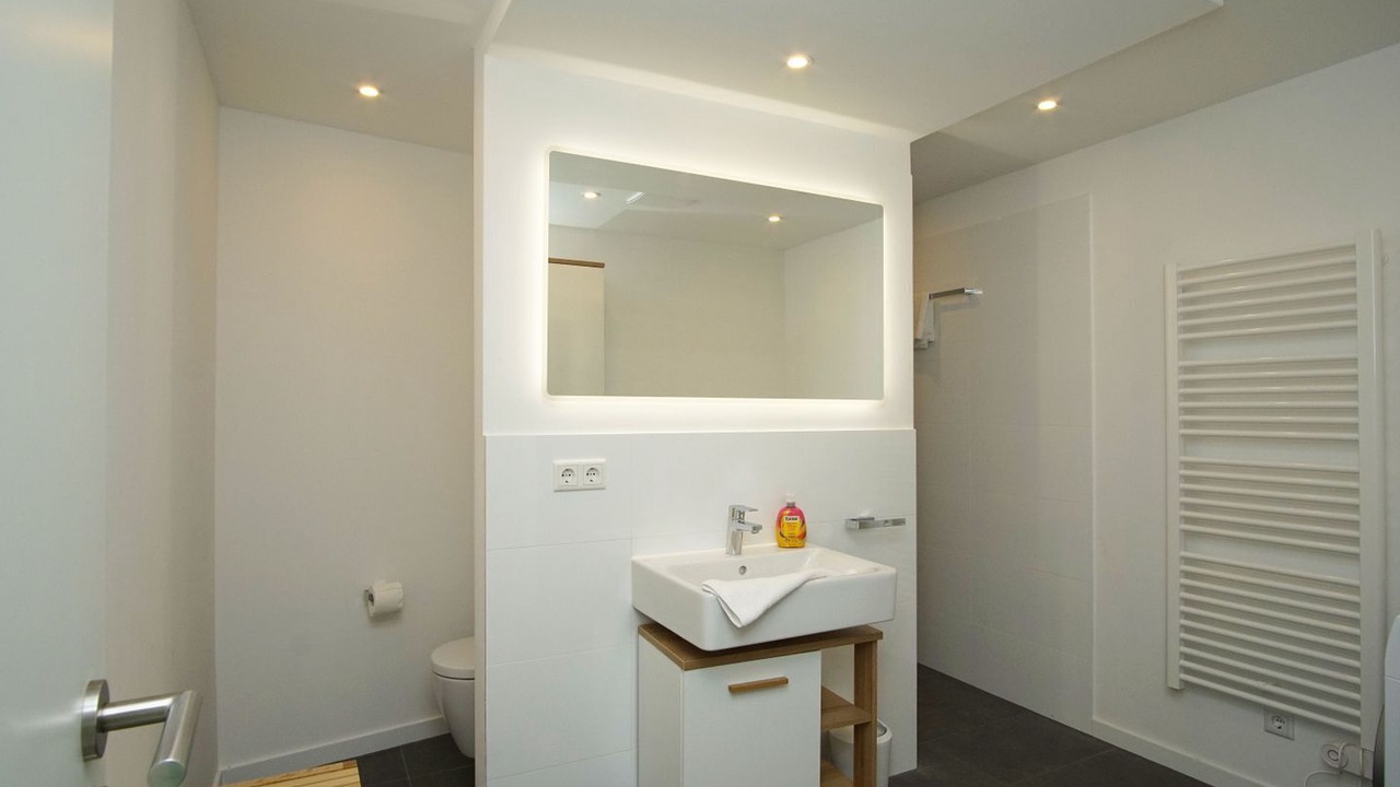 Photo of Bathroom in Gross Zicker