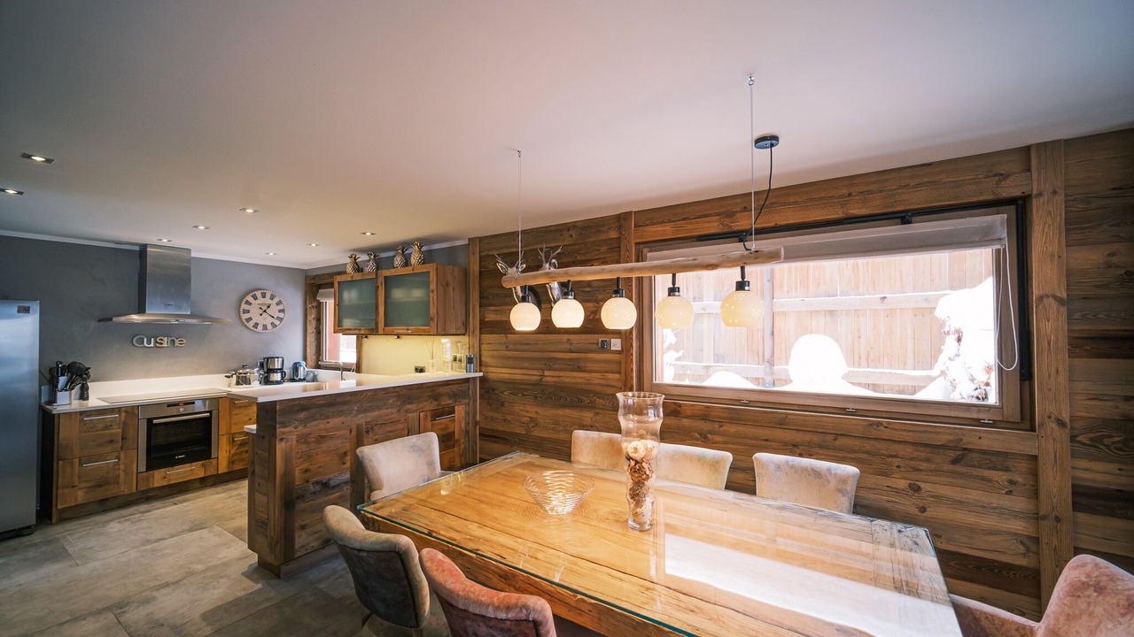 Photo of Kitchen in Les Praz-de-Chamonix